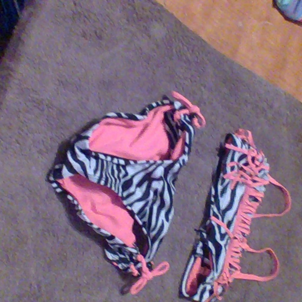 swim wear